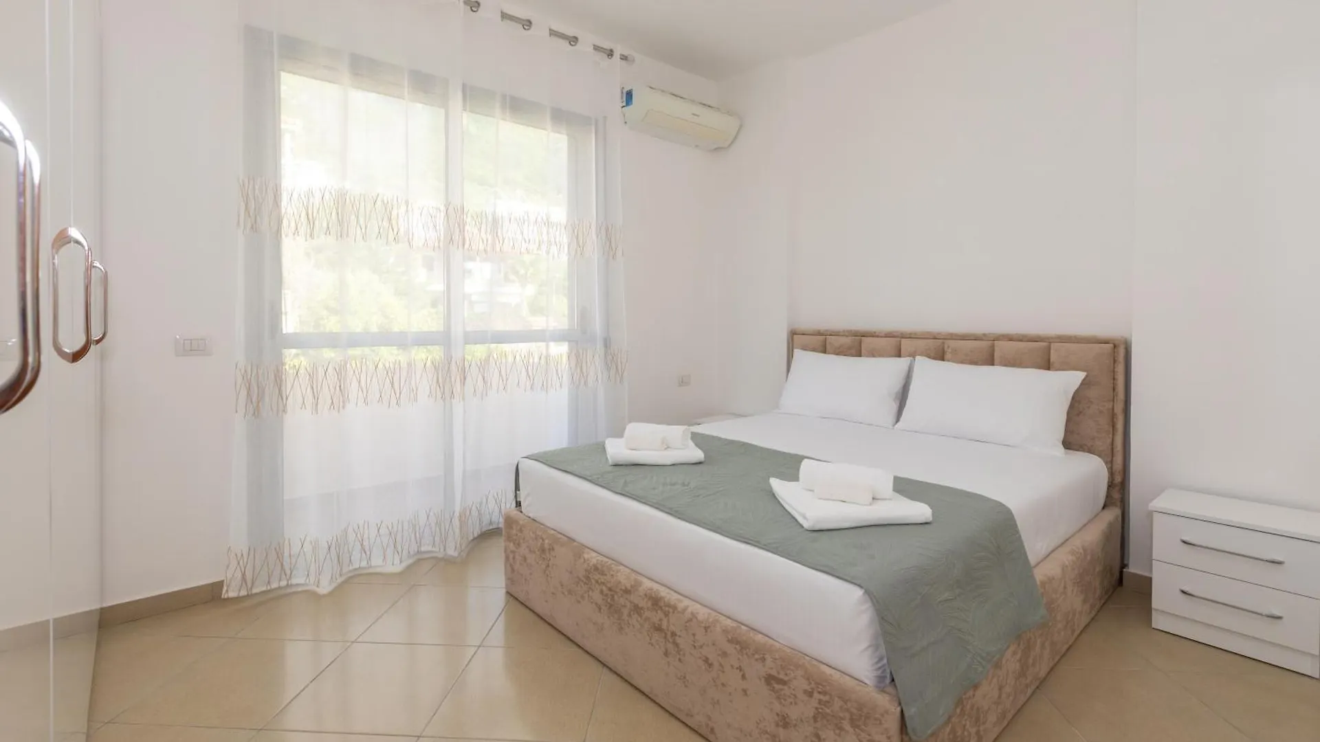Sea View Luxury Apartments Vlorë