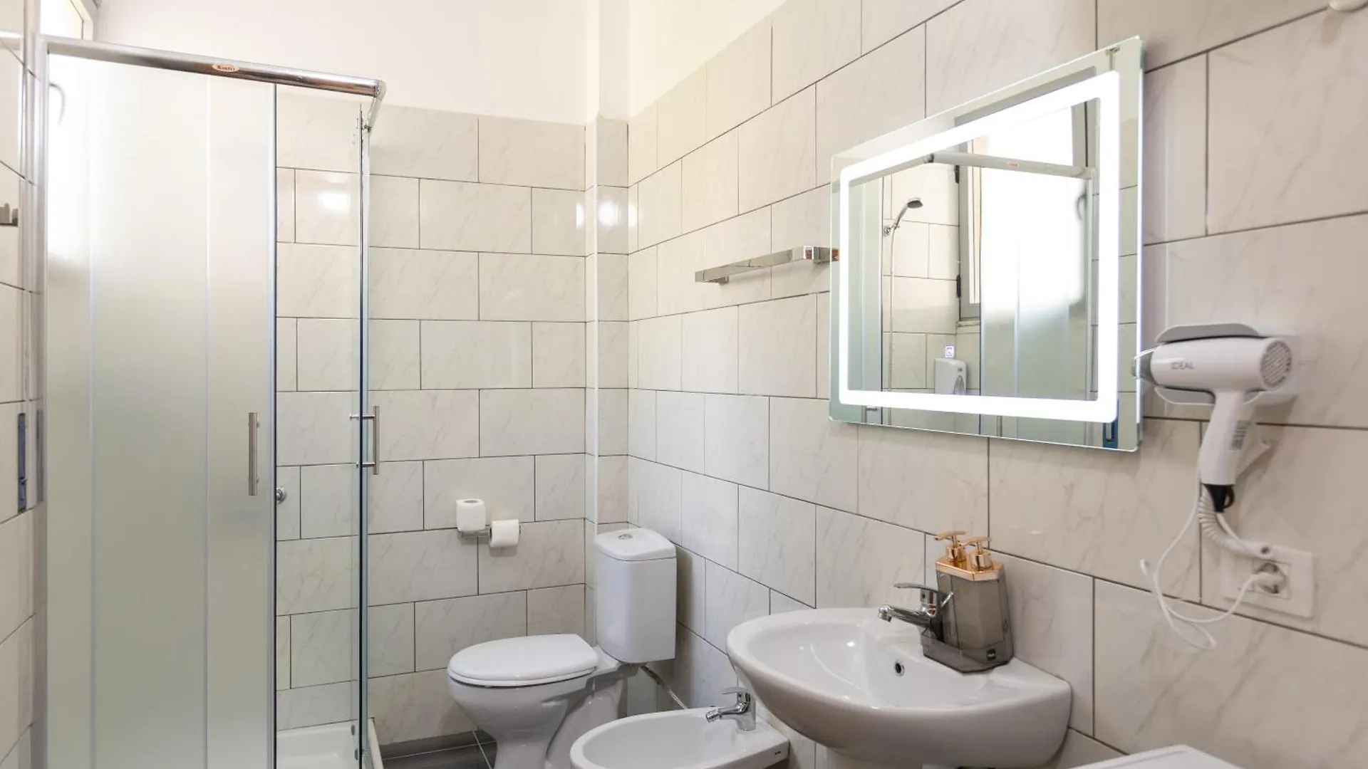 Sea View Luxury Apartments Vlorë