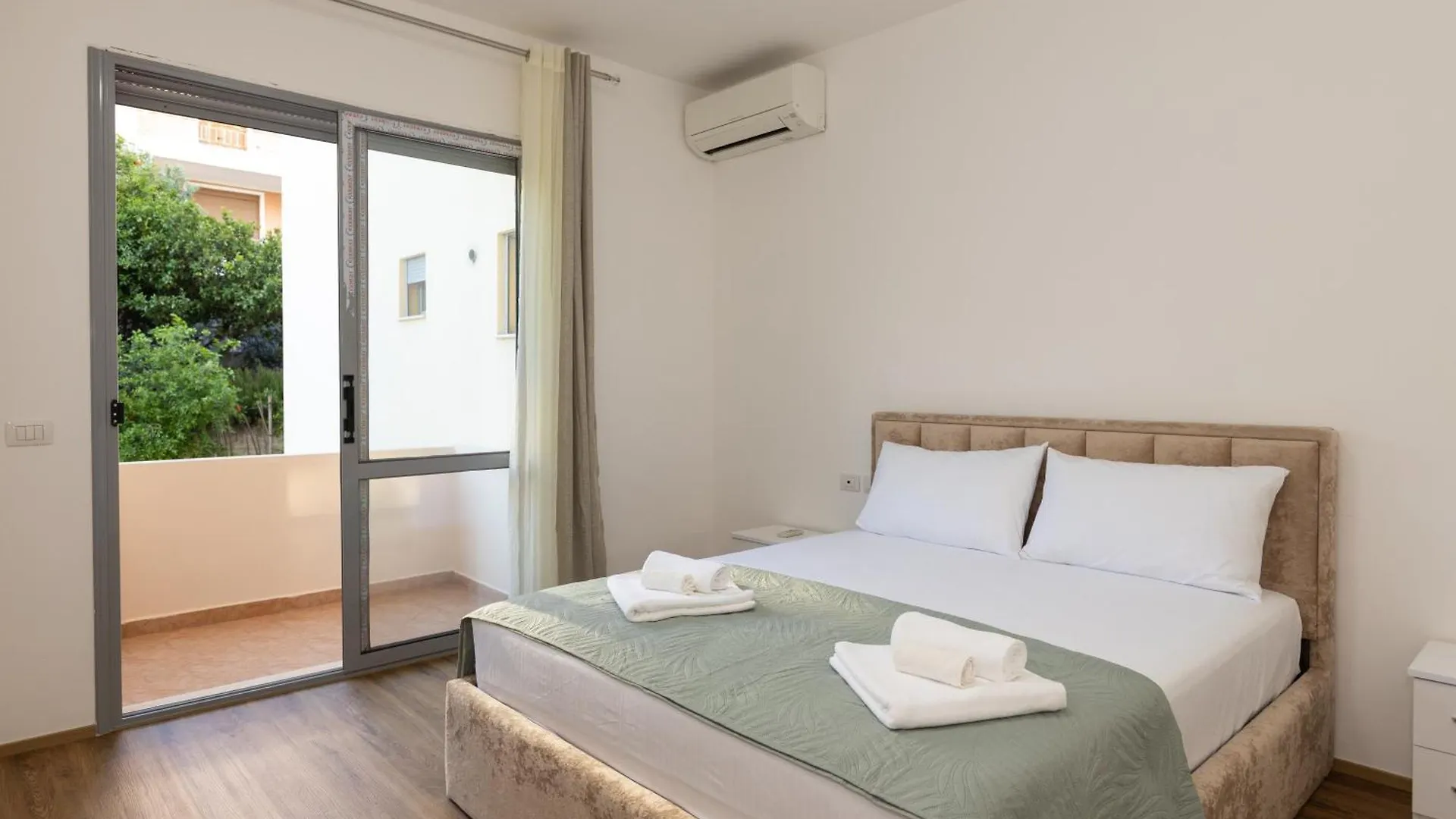 Sea View Luxury Apartments Vlorë